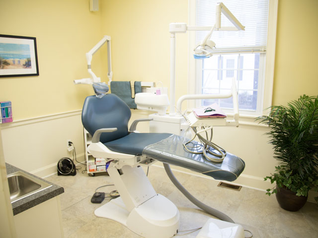 Dental Partners of Newburyport exam room