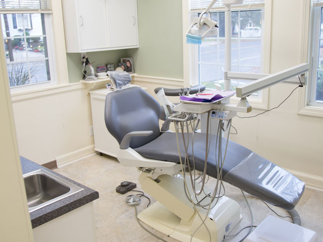 Newburyport Dental exam room